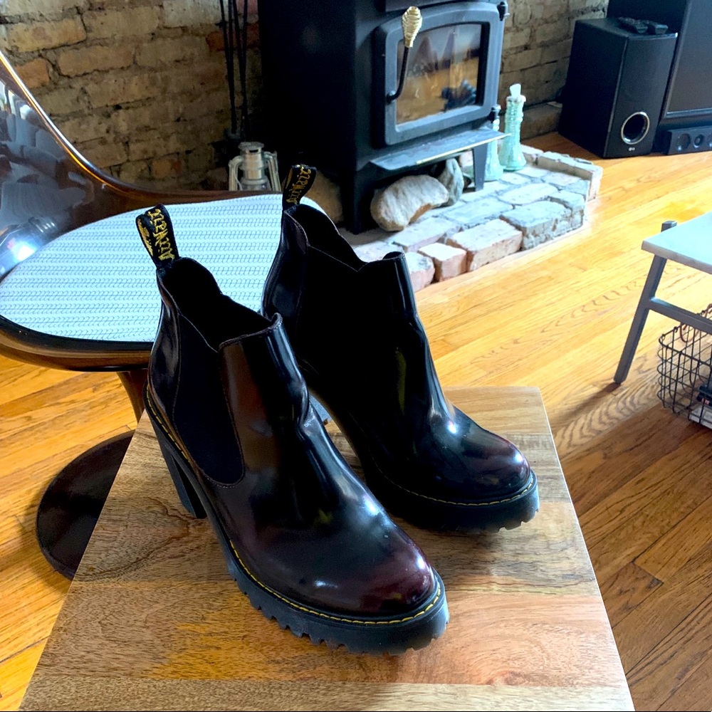 DR MARTENS HURSTON ARCADIA LEATHER HEELED CHELSEA BOOTS (Copy)